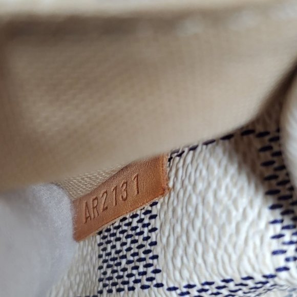 Auth Louis Vuitton Totally MM Damier Azur Tote Bag - Picture 16 of 16